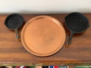 lot 370 image: Vintage Cast Iron Skillets & Copper Plate
