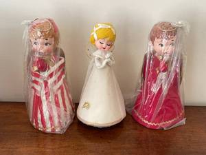 lot 374 image: Vintage Japanese Christmas Angels