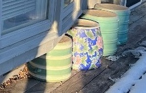 lot 414 image: Various Patio Planters