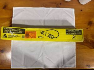 lot 25 image: 2-Inch Hydraulic Cylinder 271020, New in Box