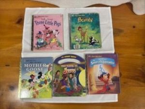 lot 116 image: Collection of 4 Disney Little Golden Books and Jesus Loves Me
