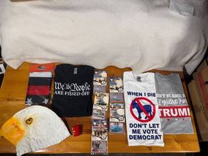lot 124 image: Assorted Set of 3 Political Themed T-Shirts and Desert Storm Trading Cards Collection (never wornused)