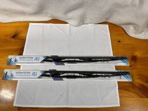 lot 147 image: Pair of Sontax 24 Inch Conventional Wiper Blades