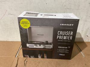 lot 238 image: Crosley Cruiser Premier Vinyl Record Player with Speakers and Bluetooth - Audio Turntables