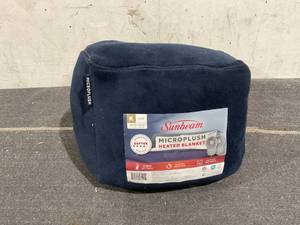 lot 138 image: King Size Sunbeam Blanket Poseidon Microplush, 12 Heat Settings, 12-Hour Auto Shut-Off, Electric Heated Blanket with Controller, 90 x 100