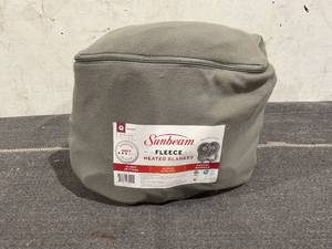 lot 139 image: Queen Size Sunbeam Blanket Grey Fleece, 12 Heat Settings, 12-Hour Auto Shut-Off, Electric Heated Blanket with Controller, 84 x 72