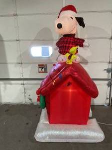 lot 246 image: Airblown Snoopy in Plaid Puffer Sweater