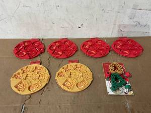 lot 250 image: LOT OF 7 Cook with Color Baking Accessories