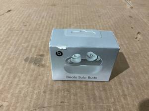 lot 291 image: Beats Solo Buds True Wireless Earbuds