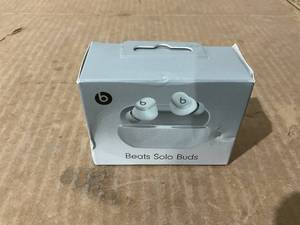 lot 292 image: Beats Solo Buds True Wireless Earbuds