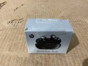 lot 294 image: Beats Solo Buds True Wireless Earbuds