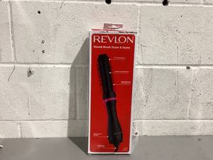 lot 503 image: Revlon One-Step Root Booster Round Brush Dryer and Hair Styler
