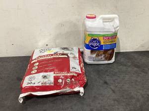 lot 651 image: LOT OF 2 Cat Litter
