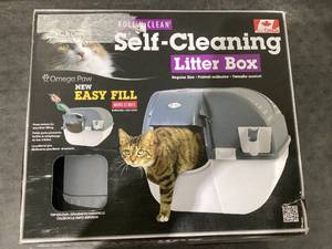 lot 641 image: Omega Paw Easy Fill Roll N Clean Self Cleaning Litter Box
