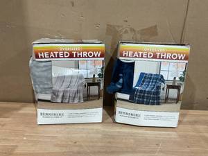 lot 448 image: LOT OF 2 Berkshire Oversized Heated Throw