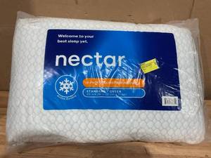 lot 447 image: 2PCS QueenStandard Nectar Cooling Fiber Pillows