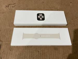 lot 599 image: Apple Watch SE (2nd Gen) GPS 40mm Smartwatch with Starlight Aluminum Case MXEF3LLA
