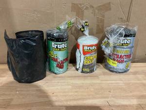 lot 583 image: LOT OF 4 Miscellaneous Trash Bags
