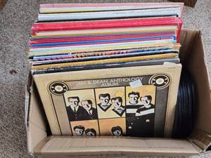 lot 40 image: Vinyl Records Featuring Various Artists