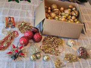 lot 59 image: Large Collection of Gold Colored Christmas Ornaments and Decorations