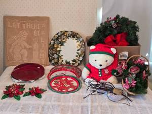 lot 60 image: Holiday Decor Collection with Plates, Teddy Bear, and Wreaths