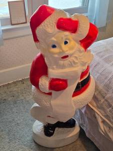 lot 62 image: Vintage Union Products Santa Claus Blow Mold Decoration Height Approximately 43.5 inches
