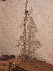 lot 66 image: Wire Christmas Tree with Lights 43 tall
