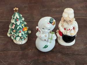 lot 79 image: Vintage Relco Japan Christmas Salt, Snowman Japan, and a Santa Figurine