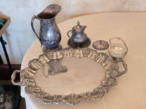 lot 102 image: Vintage Silver-Plated Tea Items, Heavy Ornate Tray, Water Pitcher and Creamer