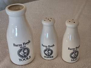 lot 115 image: Farm Fresh Brand Ceramic Salt, Pepper, and Tools Shakers Set