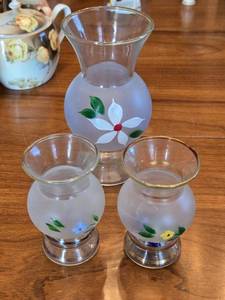 lot 150 image: Frosted Glass Flower Vases with Hand-Painted Floral Design