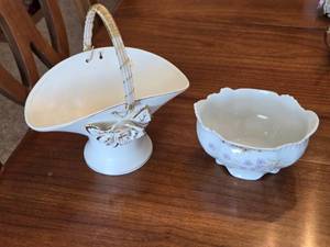 lot 154 image: Bowl and Basket - One by Lefton, One by Limoges