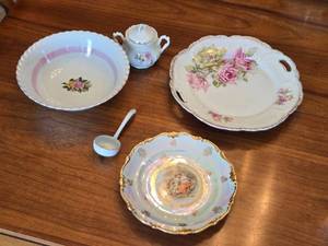 lot 164 image: Fine China Plates and Accessories - Made in Germany