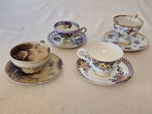 lot 174 image: 4 Vintage Bone China Teacups with Saucers - Adderley, Fred Roberts