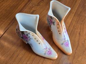 lot 231 image: Pair of Vintage Floral Porcelain Shoe Vases