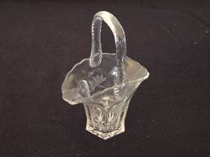 lot 272 image: Vintage Cut Glass Basket with Floral Etching
