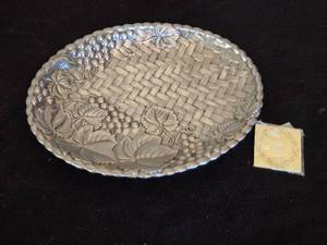 lot 292 image: Lenox Metal Oval Serving Platter with Raised Fruit Design