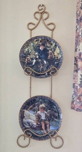 lot 328 image: 2 Collector Plates Gone Fishing and Golden Days by Sandra Kuck