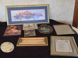 lot 347 image: Assorted Collection of Framed Art and Inspirational Quotes
