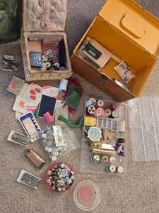 lot 358 image: Sewing Supplies Set with Threads, Buttons, and Accessories