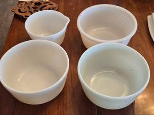 lot 376 image: Set of 4 White Mixing Bowls