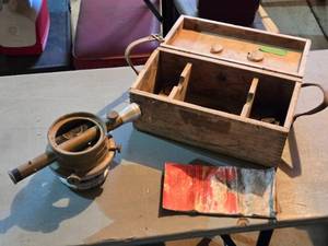 lot 393 image: Vintage Buschome Brady Surveyors Level with Wooden Case