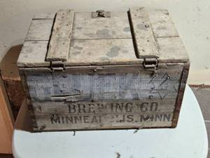 lot 399 image: Wooden Brewing Co. Minneapolis Storage Box
