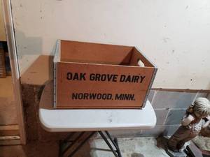 lot 404 image: Vintage Oak Grove Dairy Wooden Crate from Norwood, Minnesota