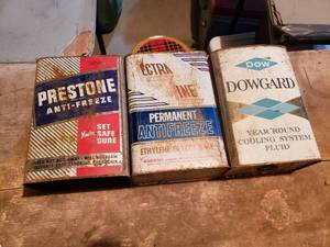 lot 428 image: Set of 3 Vintage Automotive Antifreeze Cans - Prestone, Ectra, Dowgard - No tops