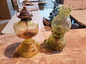 lot 443 image: Set of 2 Vintage Green Glass Oil Lamps