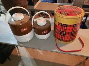 lot 462 image: Set of 2 Coleman Water Jugs and Vintage Metal Cooler