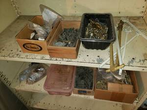 lot 467 image: Collection of Vintage Metal Hardware and Parts