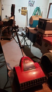 lot 473 image: Toro Power Shovel Snow Blower - Electric - 12