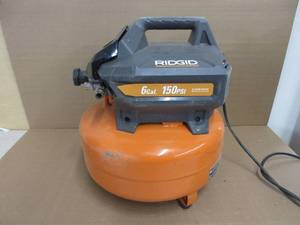 RIDGID 6 Gal. Portable Electric Pancake Air Compressor - Slight Crack in Plastic By Gauges, Holds Air, USED, WORKS!